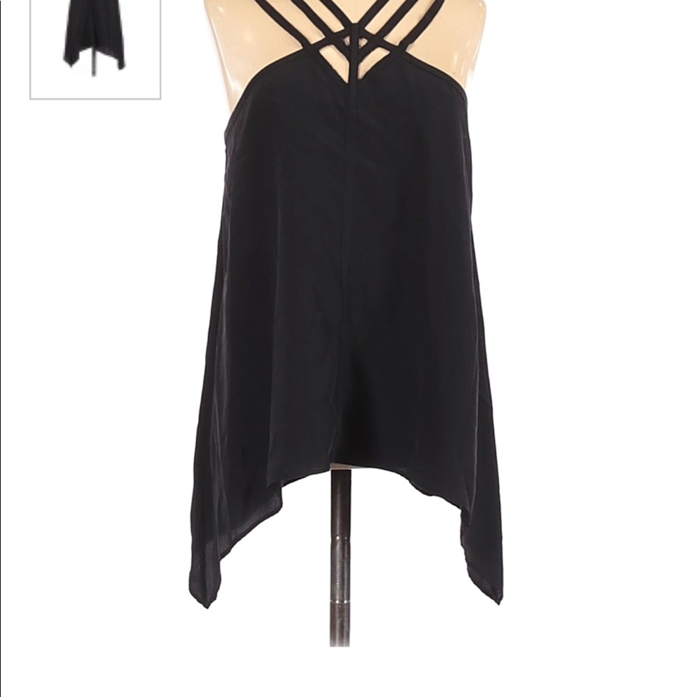 BCBGMAXAZRIA TOP